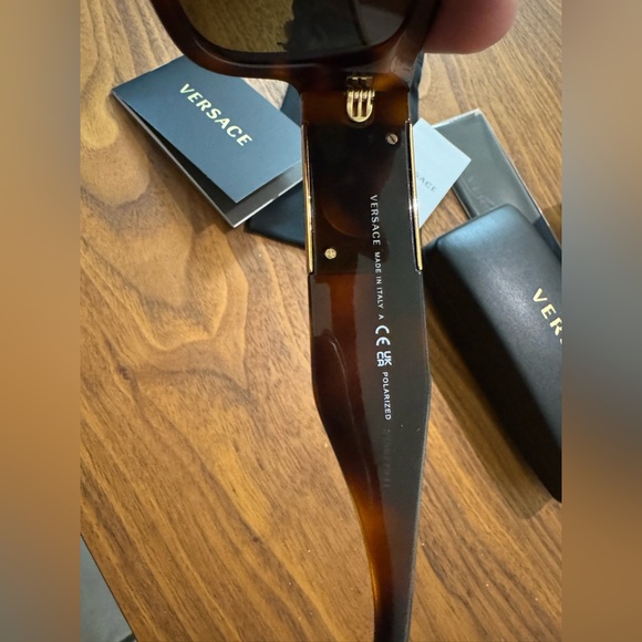 Chance to Buy Authentic Unisex Versace Medusa shades at a great price. - Picture 3 of 7